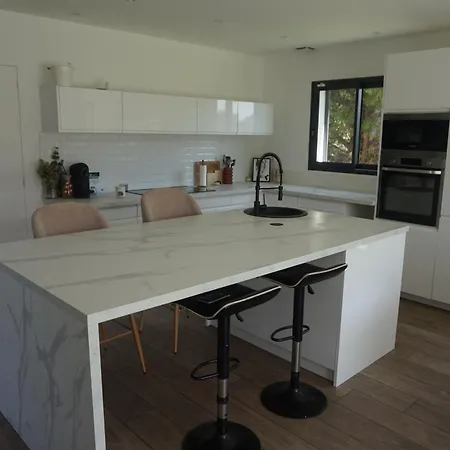 Magnifique Maison Avec Piscine 8volt65 *