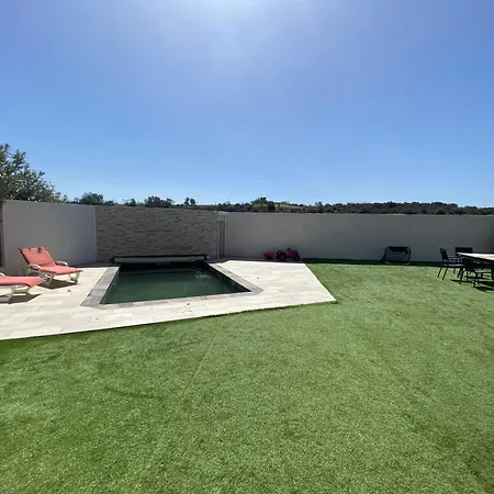 Magnifique Maison Avec Piscine 8volt65 *